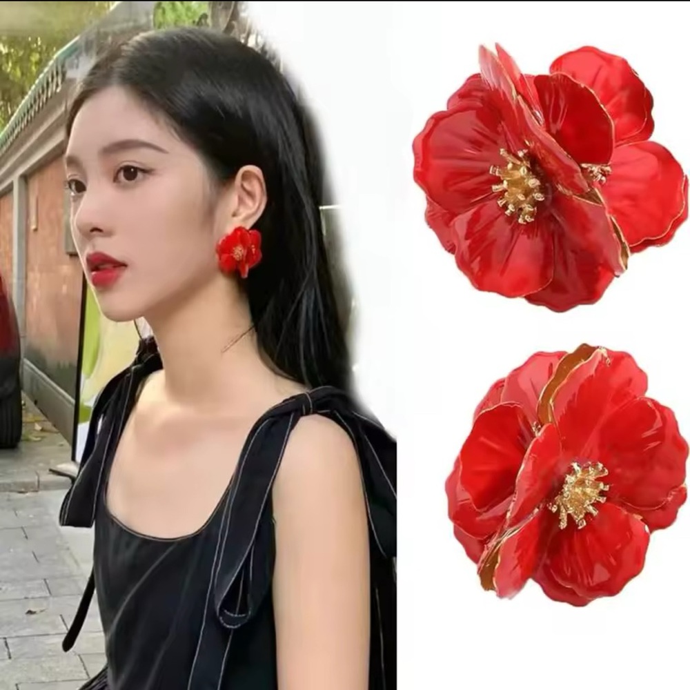 Elegant Red Floral Earrings